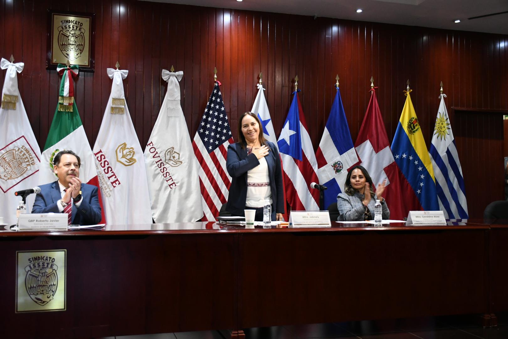 Plática informativa del FOVISSSTE "Reestructura UMA a PESOS"